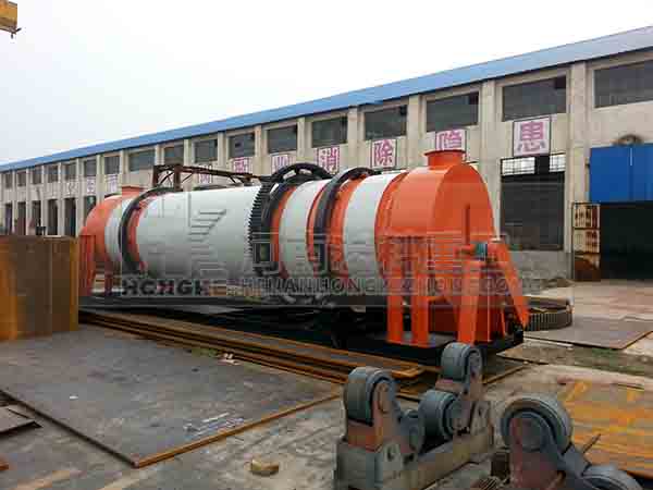 河南PA视讯重工鸡粪烘干机设备出口刚果金装车现场